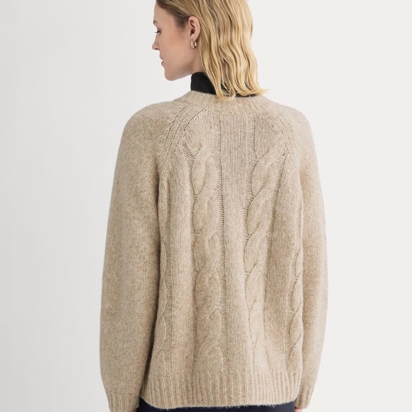 EVERLANE CLOUD CABLE CARDIGAN ALMOND MEDIUM New With Tags - Picture 3 of 8